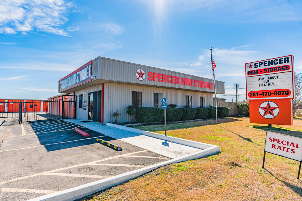 Self Storage Units in La Porte, TX Spencer MiniStorage